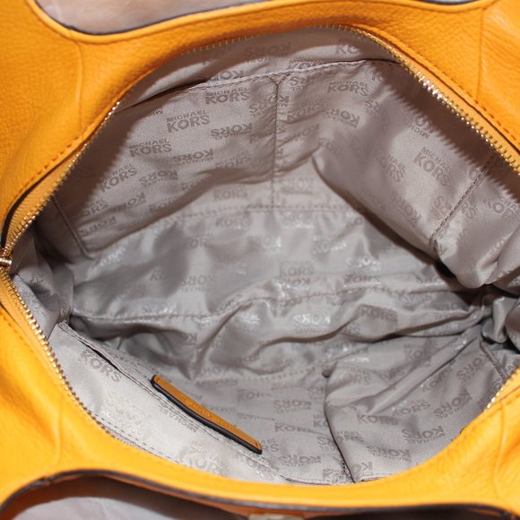 Michael Kors Fulton Chain Medium Shoulder Tote - Picture 9 of 11